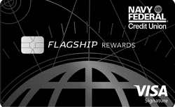 Kontrola vlajkových lodí odznaku Navy Federal Visa Podpis