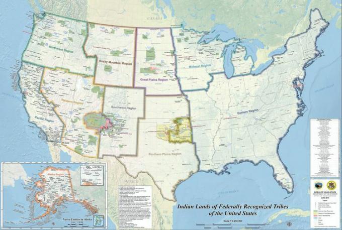 「アメリカ合衆国連邦政府が認めた部族のインディアンの土地」の連邦地図